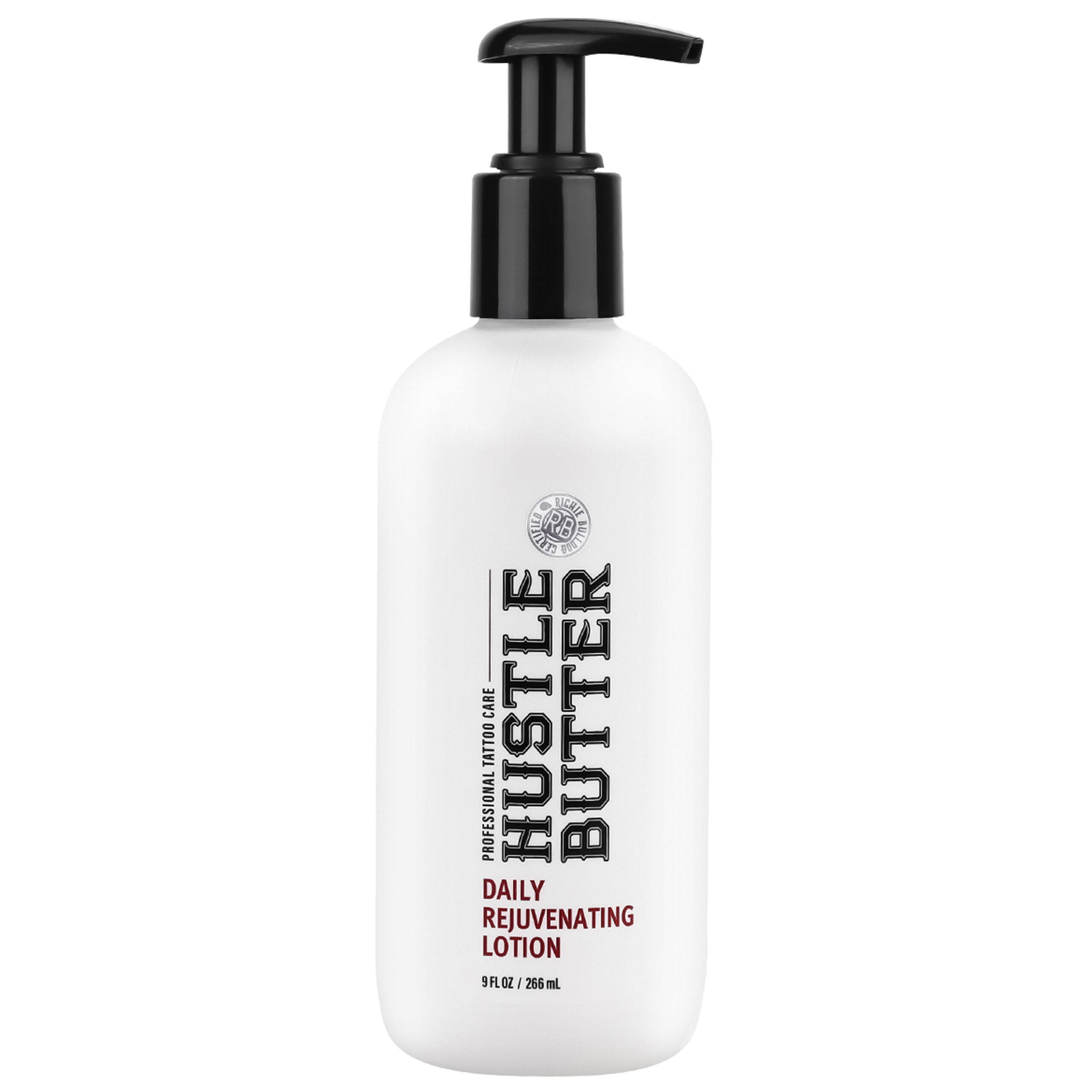 Hustle Butter Daily Lotion 226ml pullo Valkoinen Hustle Butter -lotionpullo mustalla pumppukorkilla valkoisella taustalla
