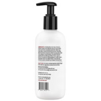 Hustle Butter Daily Lotion 226ml pullo Valkoinen Hustle Butter Lotion -pullo mustalla pumppukorkilla valkoisella taustalla