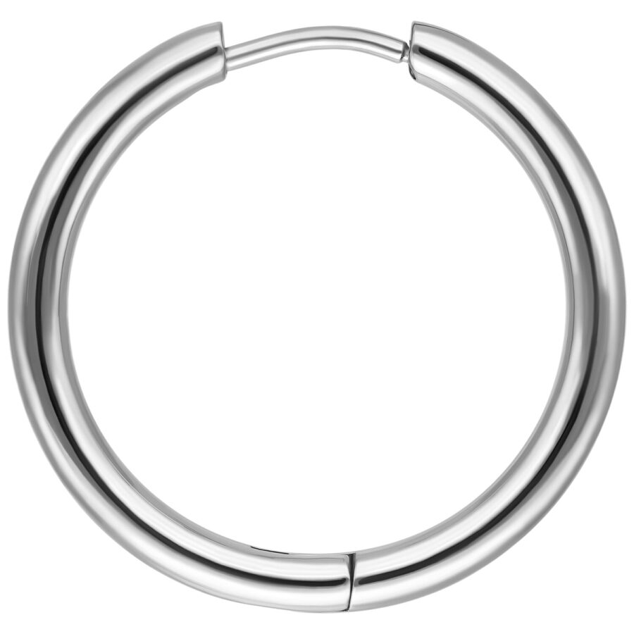 Hopeinen, kiiltävä Little Hoop -korvakoru valkoisella taustalla
