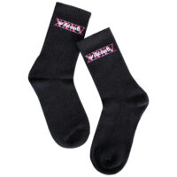 Musta Wild Socks XXXV, koko 36-40 Mustat sukat pinkillä Wildcat-logolla valkoisella taustalla, koko 36-40