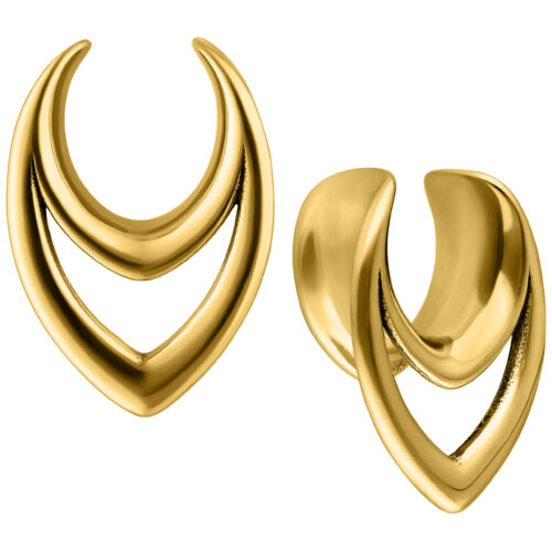 Kultaiset Double Arrow Earsaddles kirurginteräksestä, 8,0 mm koko valkoisella taustalla