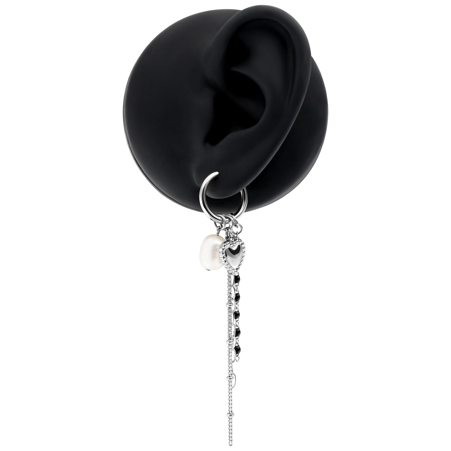 Bubble Heart Hoops helmellä hopeassa Hopeiset korvakorut sydänriipuksella ja helmellä mustassa korvamallissa