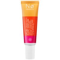 No Cosmetics Glowy Sunfluidin vaaleanpunainen ja oranssi tuubi valkoisella taustalla