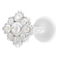 Hopeinen Push-Fit Labret kristallinkirkkailla kivillä valkoisella taustalla