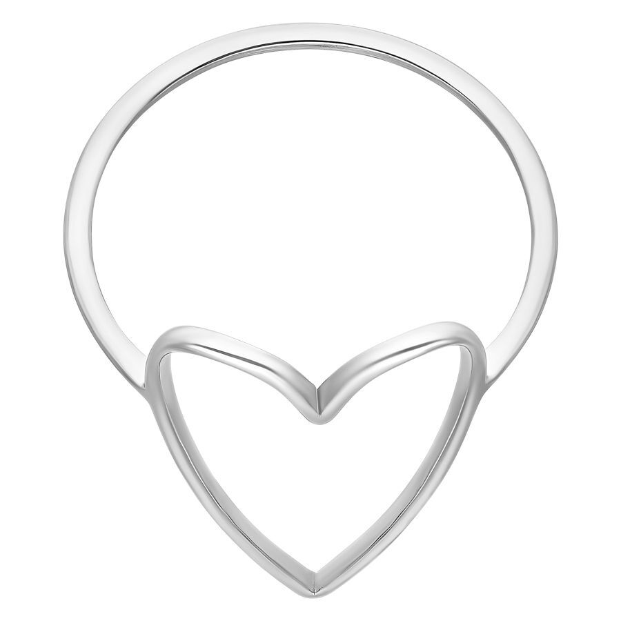 Hopeinen sydänsormus kirurginteräksestä valkoisella taustalla
