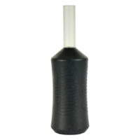 Musta Soft Gripped Cartridge 25mm Musta kovakumi-patruuna läpinäkyvällä kahvalla valkoisella taustalla