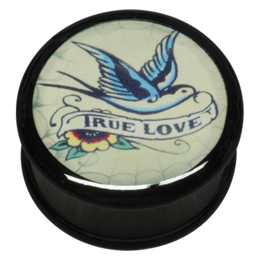 Wildcat True Love Plug pääskyskuviolla Musta PMMA-plugi pääskyskuviolla ja True Love -tekstillä
