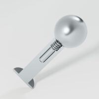 Titan Labret sisäkierteellä, hopea Hopeinen Titan Labret sisäkierteellä valkoisella taustalla