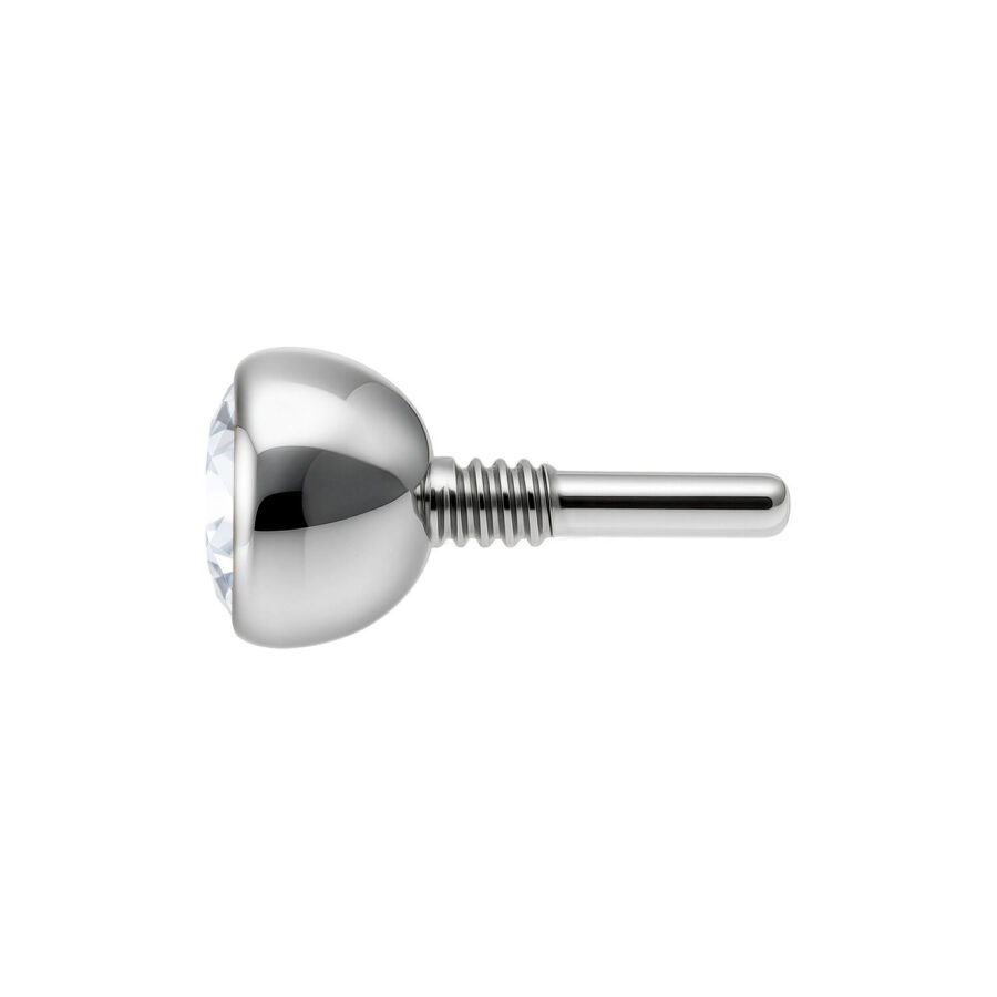 Hopeinen labret-koriste kristallinkirkkaalla kristallilla, 2,5 mm pallokoko, valkoisella taustalla