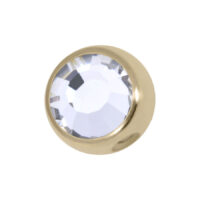 Kultainen titaanipallo kristallilla, 5mm Kultainen titaanipallo, 5mm, kristallinkirkas kivi valkoisella taustalla