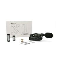 Inkjecta Flite X1 Stealth tatuointikone Musta Inkjecta Flite X1 tatuointikone lisävarusteineen valkoisella taustalla