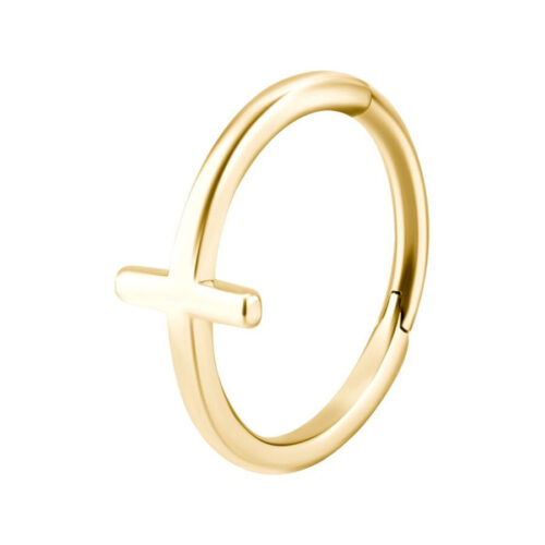 Kultainen sarana ristirengas, sisähalkaisija 12 mm, valkoisella taustalla