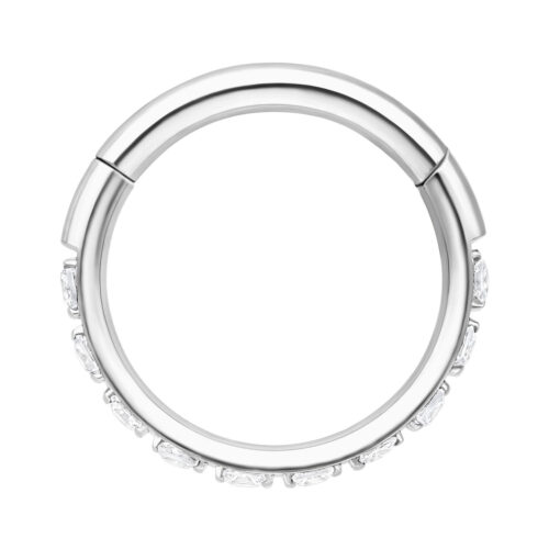 Hopeinen septum clicker kristalleilla, 10,0 mm halkaisija, valkoinen tausta