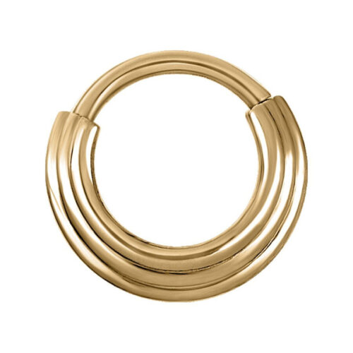 Kultainen septum clicker, 8,0 mm sisähalkaisija valkoisella taustalla