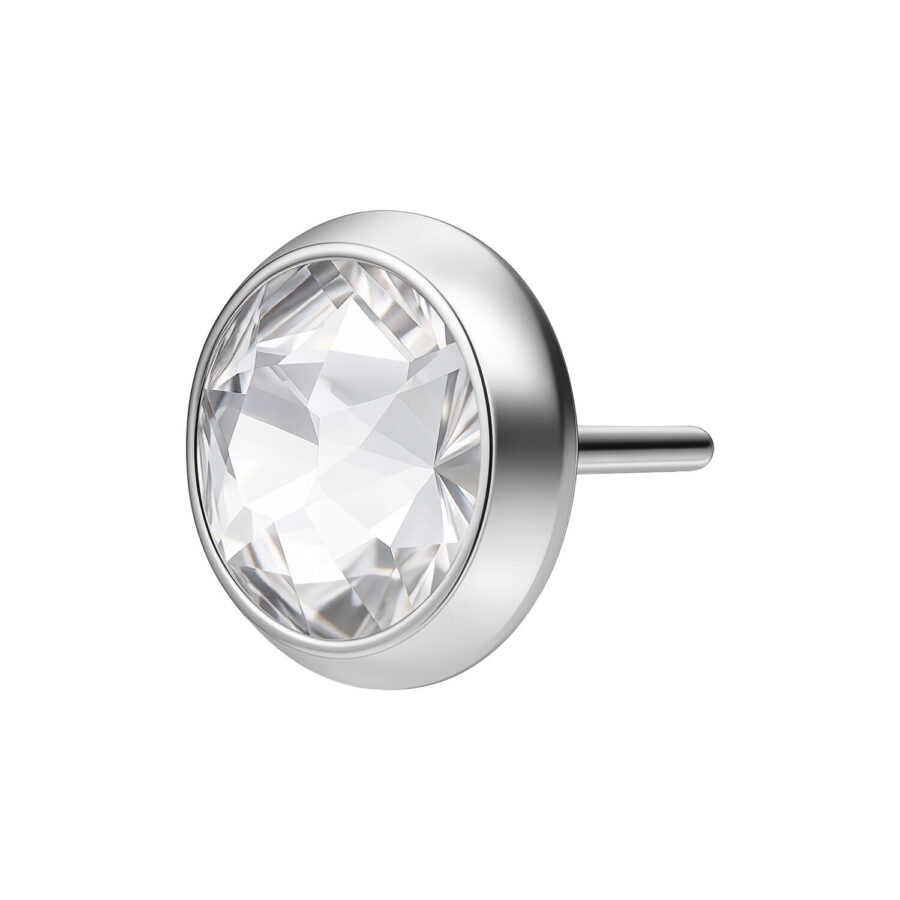 Hopeinen kiinnike Triple Piercingiin, koko 4,0 mm, valkoisella taustalla