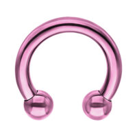Pyöreä anodisoitu violetti barbell Pyöreä violetti titaanibarbell kahdella pallolla valkoisella taustalla