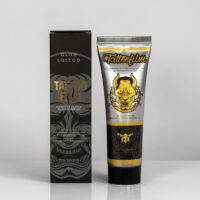 Tuubi Aloe Tattoo Tattoofilmia ja pakkaus harmaalla taustalla