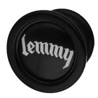Motörhead Lemmy Plug PMMA:sta Musta plugi, jossa valkoinen 'lemmy' -teksti mustalla taustalla