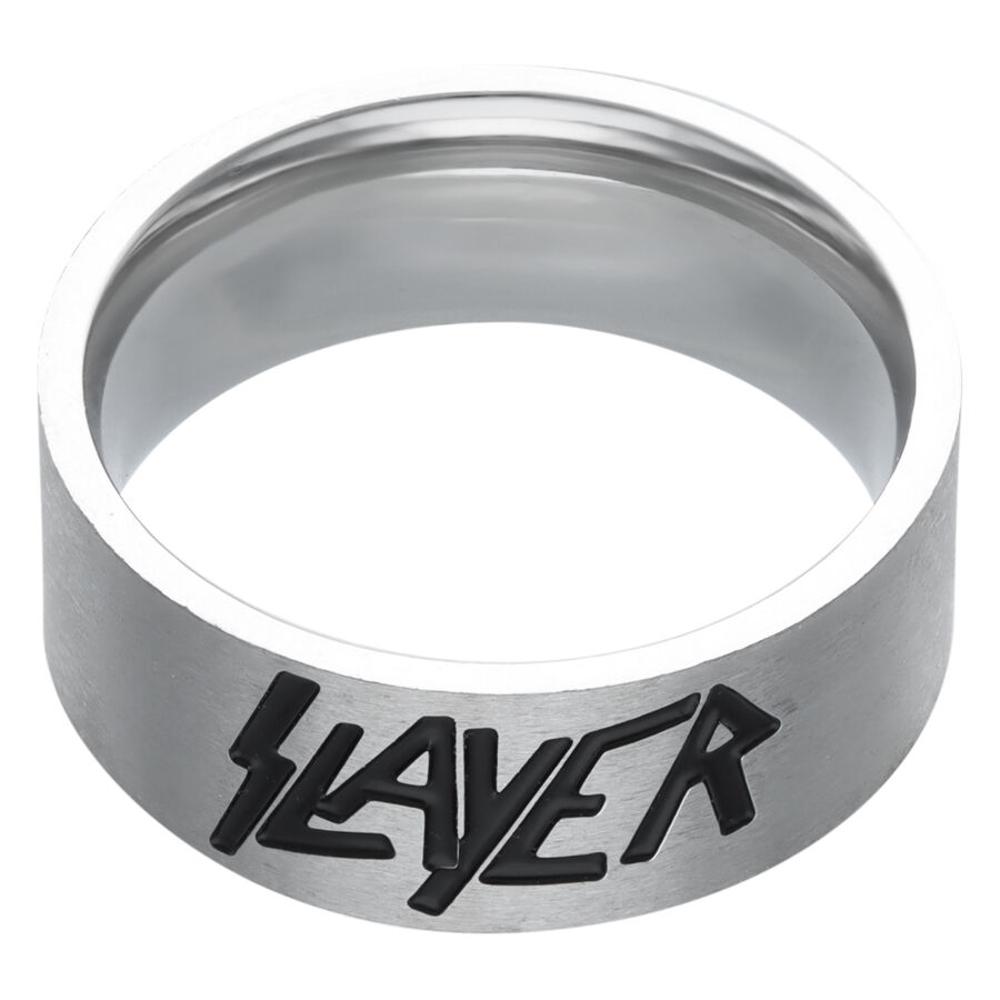 Hopeinen Slayer-logo sormus kirurginteräksestä Hopeinen sormus Slayer-logolla valkoisella taustalla