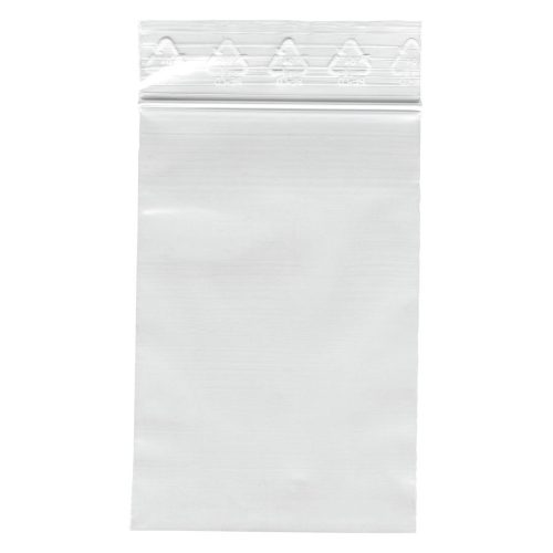 Kirkas Minigrip-pussi 100x150mm valkoisella taustalla