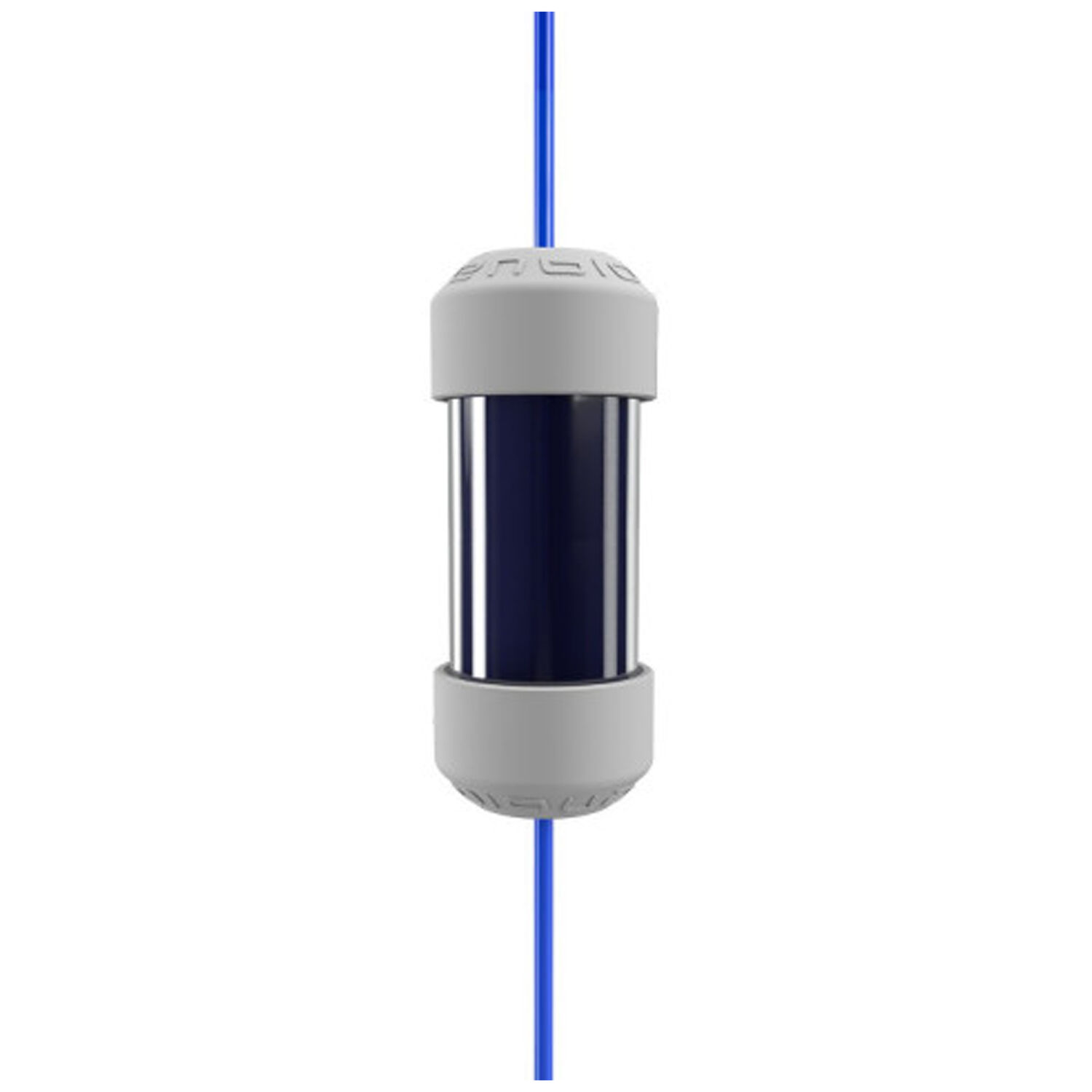 Enbio Magic Filter valkoisena ja sinisenä Sylinterimäinen Enbio Magic Filter valkoisella kotelolla ja sinisellä keskiosalla, valkoisella taustalla