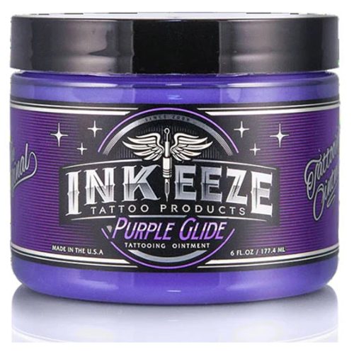 Purppura tattoovoidepurkki Ink Eeze -logolla valkoisella taustalla