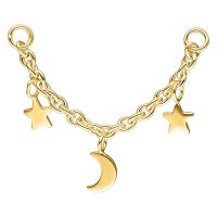 Kultainen kuu & tähdet lävistysketju Kultainen lävistysketju kuun ja tähtien kanssa valkoisella taustalla