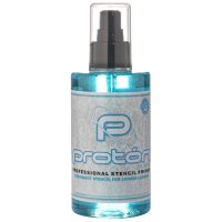 Läpinäkyvä 200ml Proton Stencil Primer -pullo sinisellä etiketillä valkoisella taustalla
