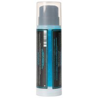 Sininen Stencil Primer läpinäkyvässä pullossa mustalla etiketillä valkoisella taustalla