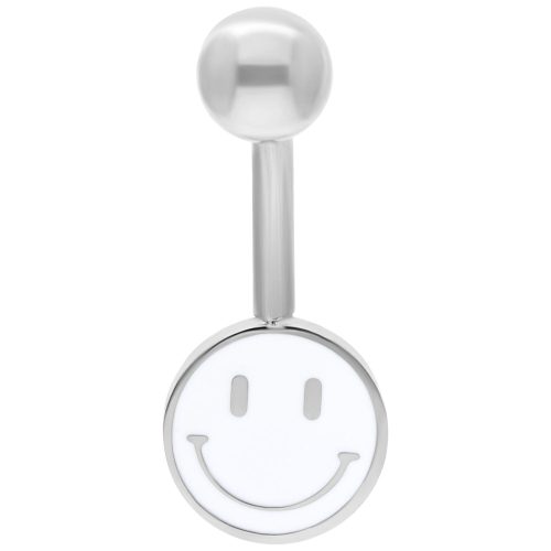 Hopeinen napakoru valkoisella Smiley-riipuksella valkoisella taustalla