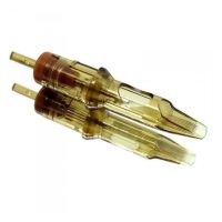 Kwadron Flat Long Taper Cartridges 5 kpl Setti Kultaiset Kwadron-tatuointineulat, 5 kpl, läpinäkyvä kotelo valkoisella taustalla