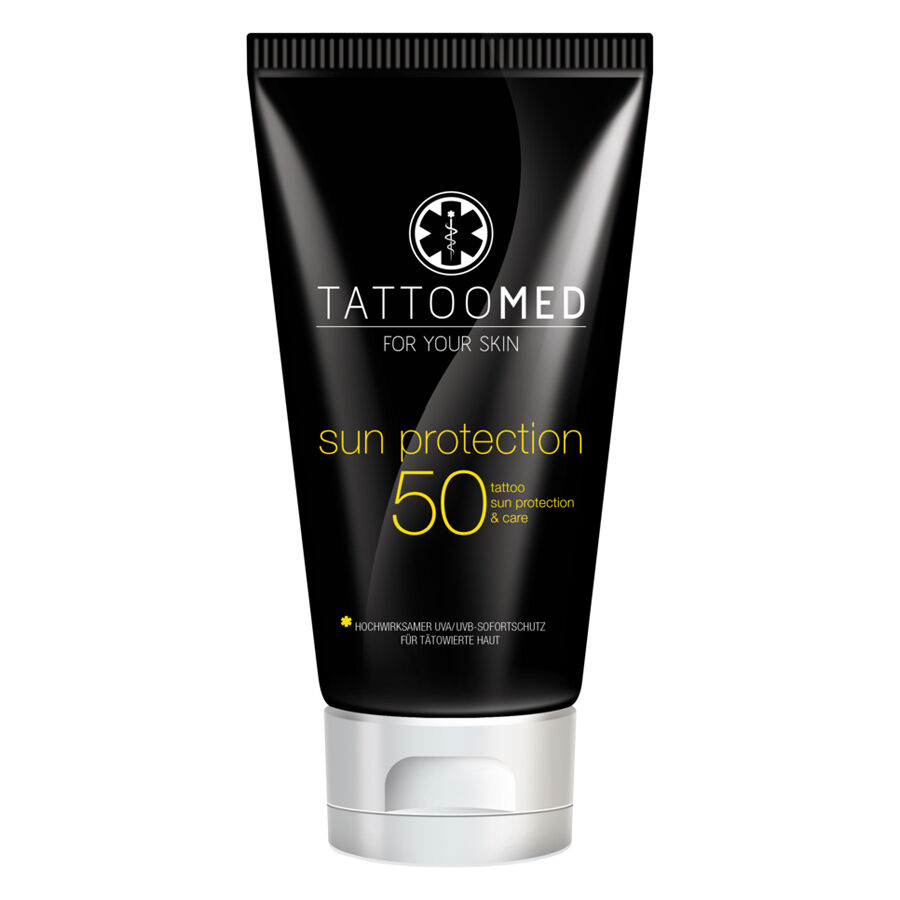 TattooMed® Aurinkosuoja LSF50 100ml Musta TattooMed® Sun Protection LSF50 -tuubi valkoisella taustalla