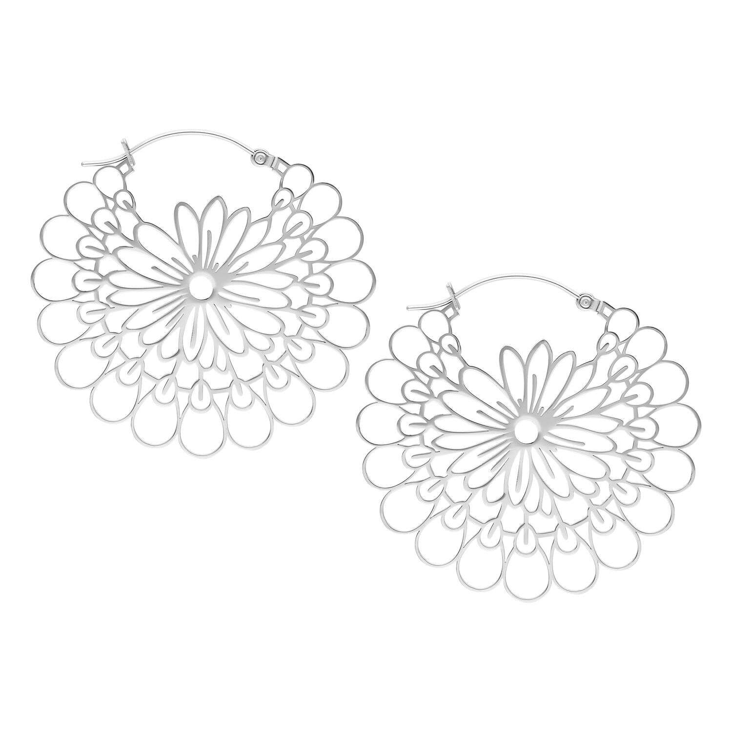 Hopeiset Daisy Hoops -korvakorut kirurginteräksestä valkoisella taustalla