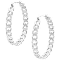 Hopeiset Curbchain Hoops kirurginteräksestä klipsilukolla valkoisella taustalla