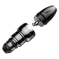 Xion Pen Gunmetal hopeanvärisenä, alumiinia Hopeanvärinen Xion Pen alumiinista, irrotettu kärki valkoisella taustalla