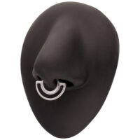 Hopeinen Dual Ring Clicker septumille Musta ovaali esine, jossa hopeinen kaksoispiercing-rengas